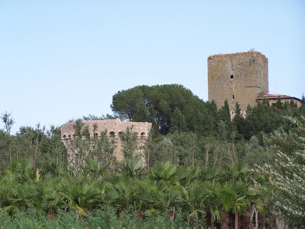 Le torri Beccati Questo e Beccati Quello Le torri Beccati Questo e Beccati Quello